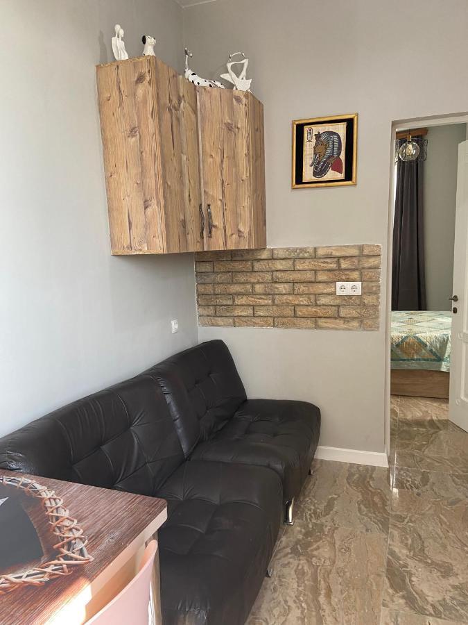 Apartments On Bakradze Тбилиси Екстериор снимка